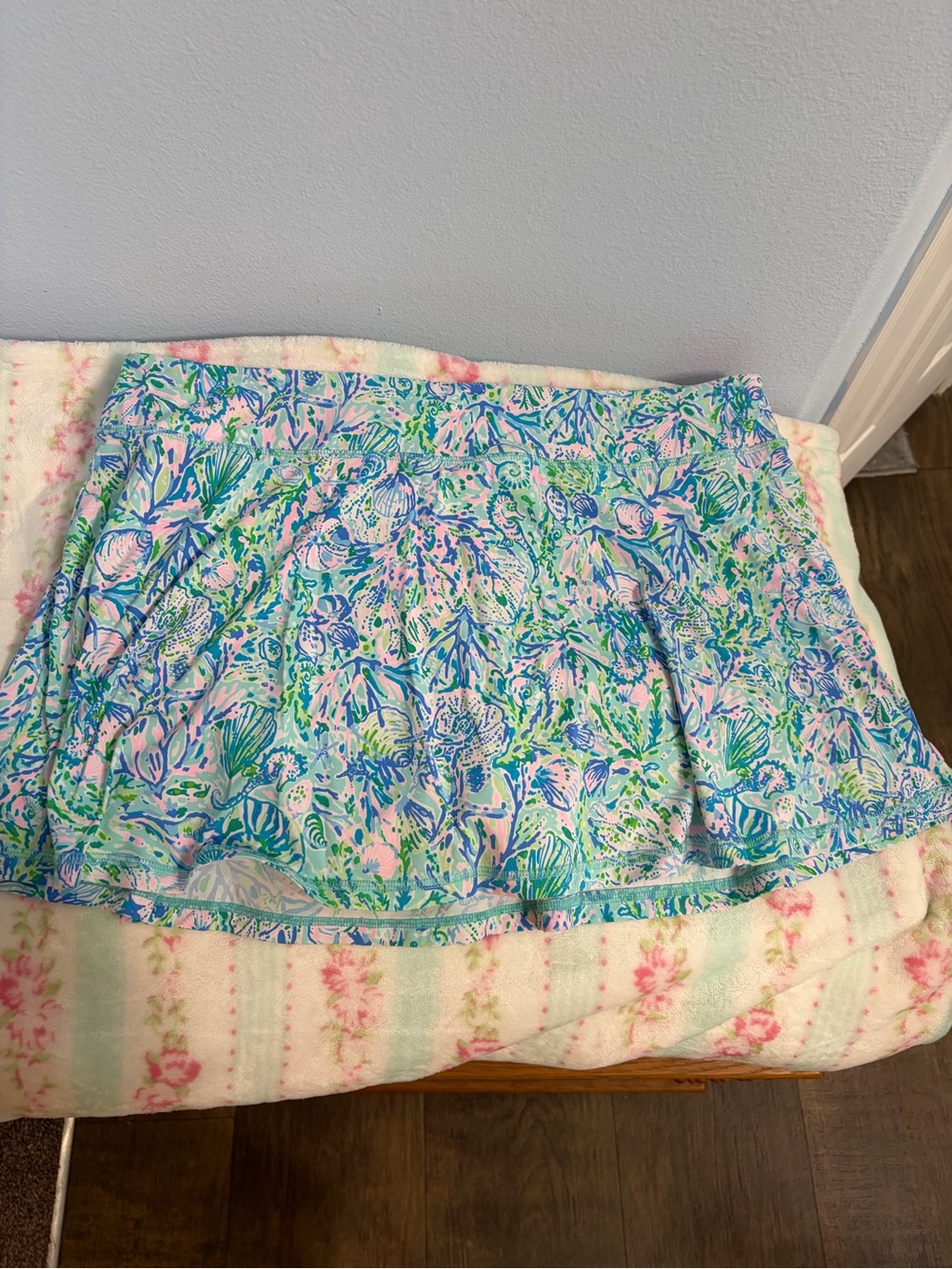 Lilly Pulitzer Pink Luxeletic Skorts